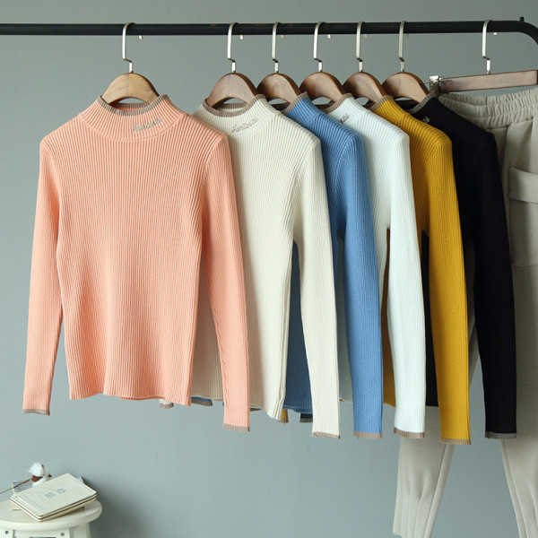 Bluză de damă toamnă-iarnă cu decolteu rotund în albastru, alb, galben, negru și roz