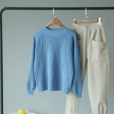 Női őszi-téli pulóver kerek nyakkivágással, sárga, kék, fehér, fekete és rózsaszín színekben