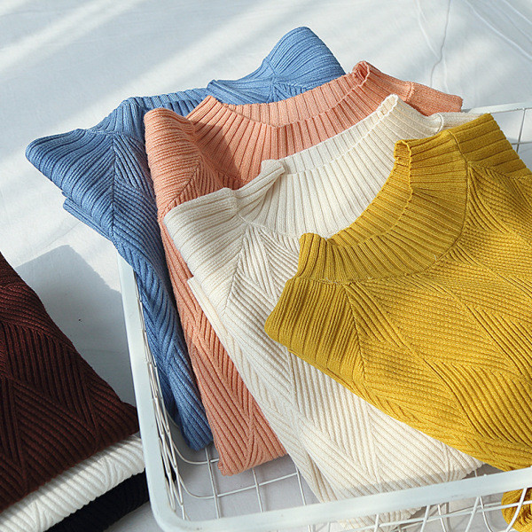 Női őszi-téli pulóver kerek nyakkivágással, sárga, kék, fehér, fekete és rózsaszín színekben