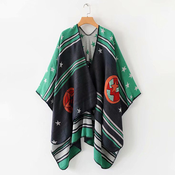 Vékony kötésből készült női poncsó kék, zöld és piros színben