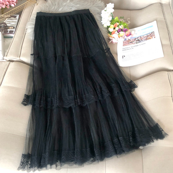 Hosszú női szoknya öt színben, csipkével és gumírozott derékkal