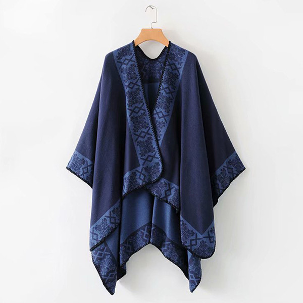 Hosszú poncsó vékony kötött lila, sárga és kék mintával