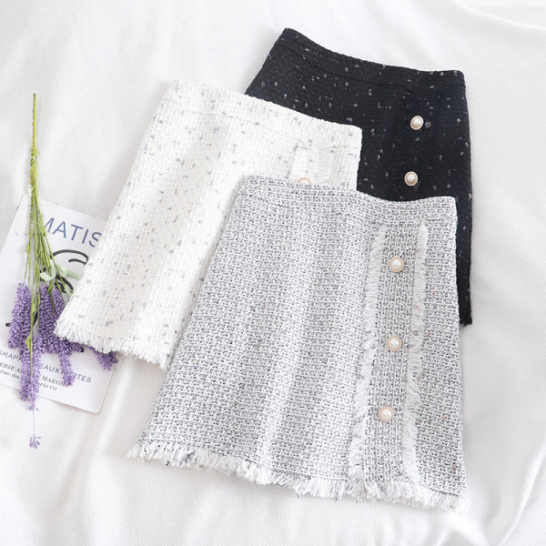 Дамска пола ретро стил в черен,бял и сив цвят с копчета и висока талия