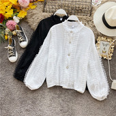 Cămașă modernă de damă cu nasturi și mâneci largi în alb, negru, roz și verde