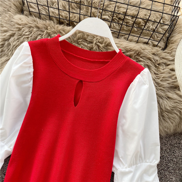 Bluză de damă modernă cu decolteu oval în roșu și negru