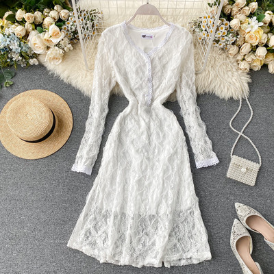Női csipkeruha V-nyakú, hosszú ujjú fehér, bézs és fekete színben