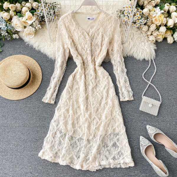 Női csipkeruha V-nyakú, hosszú ujjú fehér, bézs és fekete színben