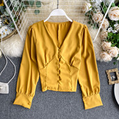 Cămașă de damă în stil retro în mai multe culori cu decolteu în V