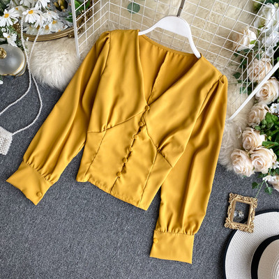 Cămașă de damă în stil retro în mai multe culori cu decolteu în V