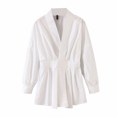 Női kivágott ing mély V-nyakkal, fehér színben