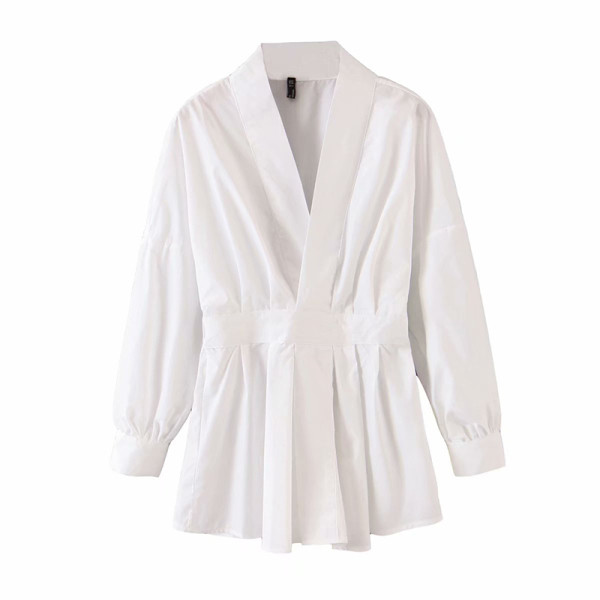 Női kivágott ing mély V-nyakkal, fehér színben