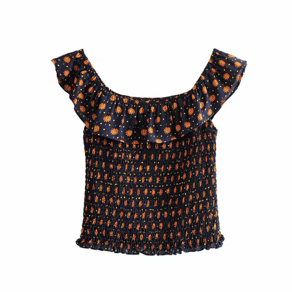 Új modell nyári szett fürtökkel és rövidre vágott szoknyával, barna színben