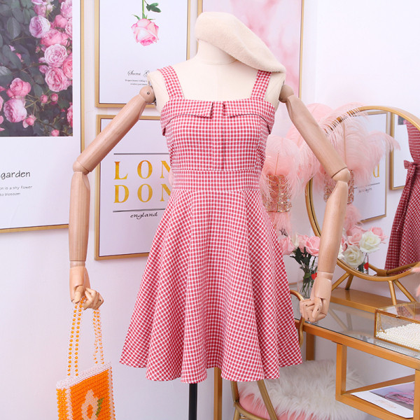 Modern női kockás ruha piros, fekete és sárga pántokkal