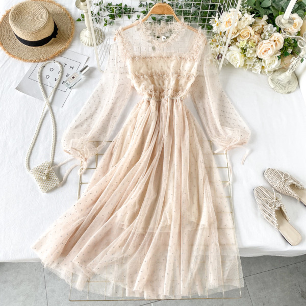 Női pöttyös ruha tüllel és gyöngyökkel, kék, fekete, bézs, rózsaszín és lila színekben