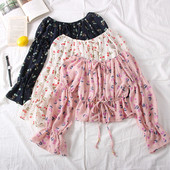 Bluza de dama actuala cu decolteu barca si maneci lotus in mai multe culori