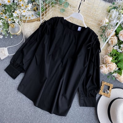 Női ing kerek nyakkivágással, megkötős fehér és fekete színben