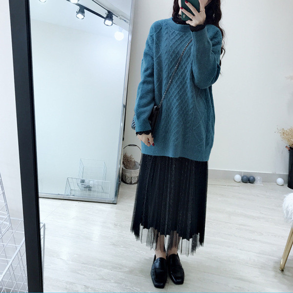 Női téli pulóver kerek nyakkivágással - hosszú modell rózsaszín, bézs, piros, fehér és kék színben