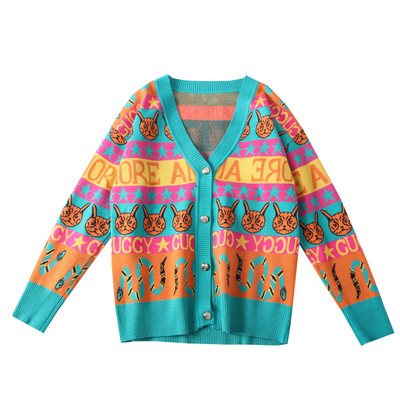 Új modell női kardigán spitz nyakkivágással és gombokkal