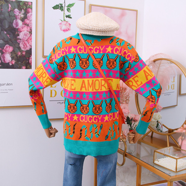 Új modell női kardigán spitz nyakkivágással és gombokkal