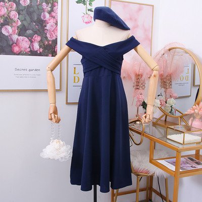 Aktuális női ruha csónakos nyakkivágással - szabású modell több színben