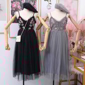 Új modell női ruha hímzéssel és tüllel - vékony pántokon szabott modell