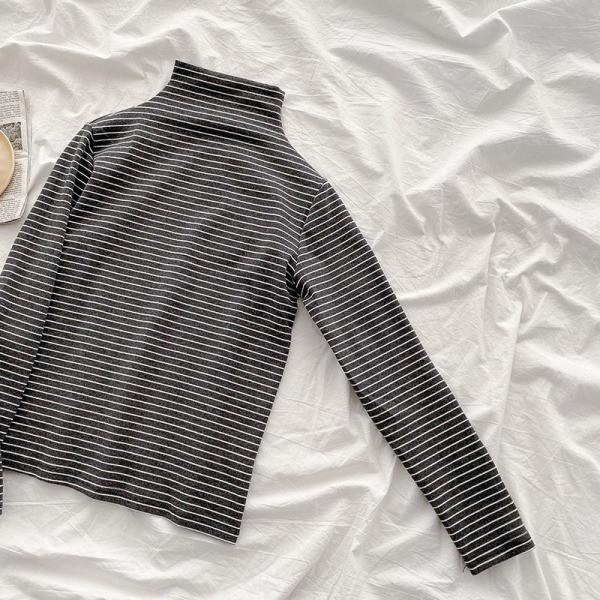 Csíkos női blúz hat színben, magas gallérral és hosszú ujjal