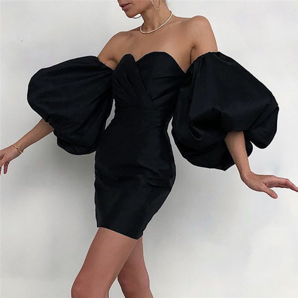 Új modell női ruha csupasz vállakat és spitz dekoltázst piros, kék és fekete színekben