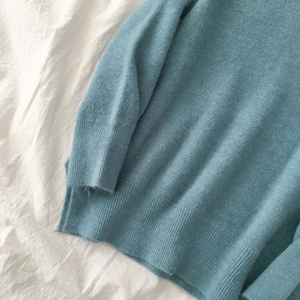 Női pulóver sima modell több színben polo gallérral és hosszú ujjal