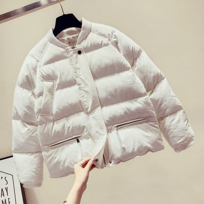 Női őszi-téli kabát kerek nyakkivágással és zsebekkel kék, fehér, fekete és bézs színben