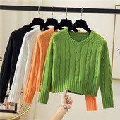 Γυναικείο φαρδύ πουλόβερ σε λευκό, πορτοκαλί, πράσινο και μαύρο χρώμα με στρογγυλό λαιμόκοψη