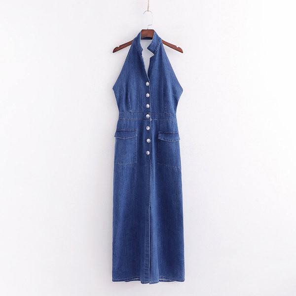 Modern hosszú farmerruha gombokkal és csupasz háttal kék színben