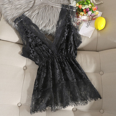 Stílusos női csipke felső fekete-fehér spitz nyakkivágással