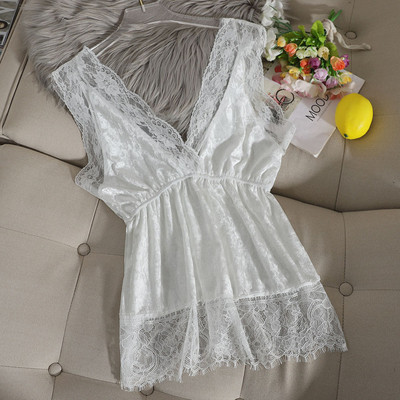 Stílusos női csipke felső fekete-fehér spitz nyakkivágással