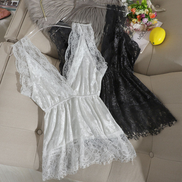 Stílusos női csipke felső fekete-fehér spitz nyakkivágással