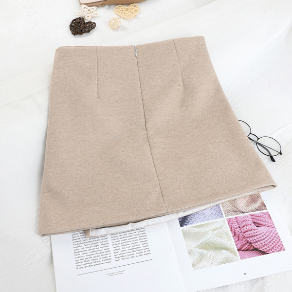 Modern női szoknya fekete, bézs és barna színben, zsebbel és magas derékkal