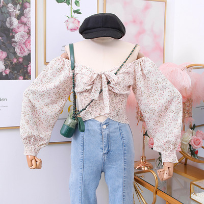 Μοντέρνα γυναικεία μπλούζα με βαθύ λαιμόκοψη, κορδέλα και φαρδιά μανίκια σε διάφορα χρώματα