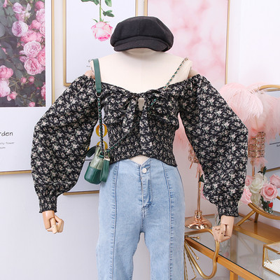 Μοντέρνα γυναικεία μπλούζα με βαθύ λαιμόκοψη, κορδέλα και φαρδιά μανίκια σε διάφορα χρώματα