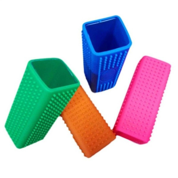 Perie moale din silicon pentru îndepărtarea părului de animale de companie în galben, verde, roz, portocaliu și albastru
