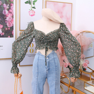 Bluză de damă actuală cu motive florale și mâneci largi