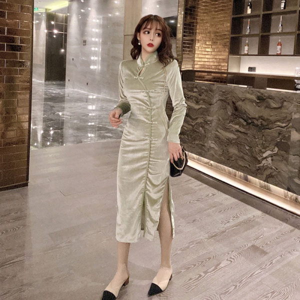 Modern női hosszú ruha hasítékkal, hosszú ujjú zöld és fekete színben