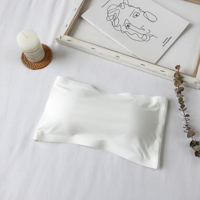 Σουτιέν σε μπεζ, λευκό και μαύρο χρώμα