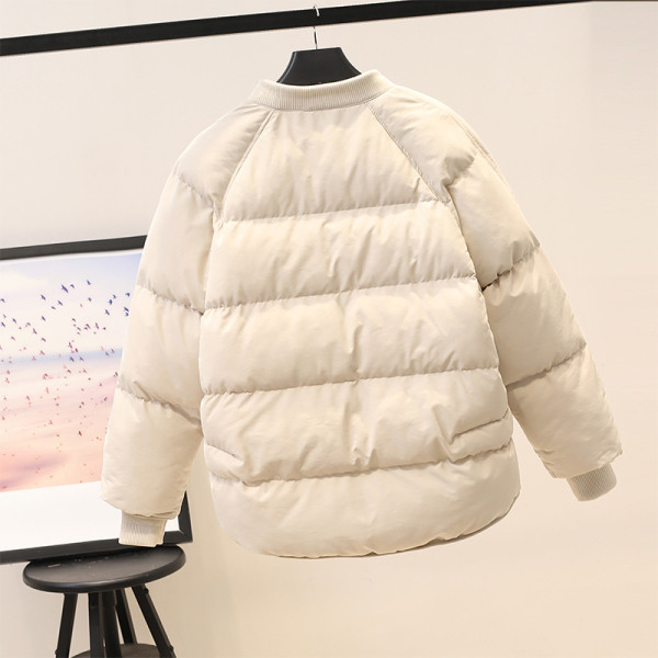 Női téli kabát kerek nyakkivágással, fekete, fehér és szürke színben