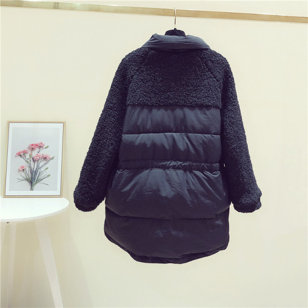 Női téli kabát derékcsatlakozással fehér és fekete színben