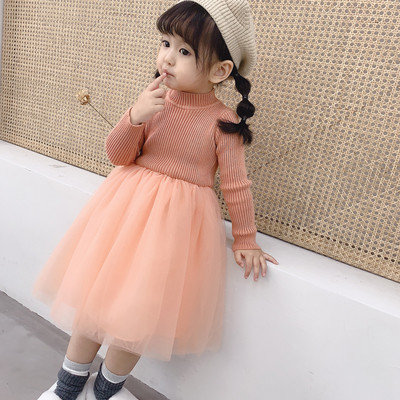 Стилна детска рокля в оранжев и розов цвят с дълъг ръкав и тюл