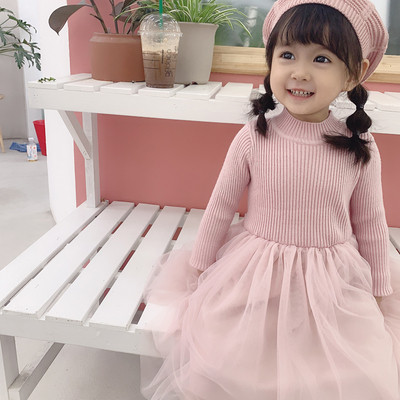 Stílusos gyerekruha narancssárga és rózsaszín színben, hosszú ujjal és tüllből