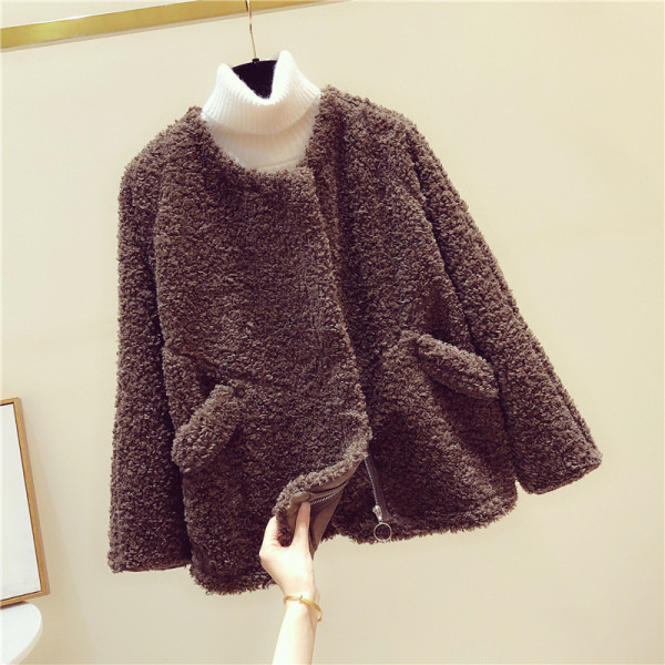 Női téli pehelykabát barna, bézs, rózsaszín, kék és zöld zsebekkel