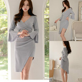 Női ruha spitz nyakkivágással és lótusz ujjú - szürke aszimmetrikus modell