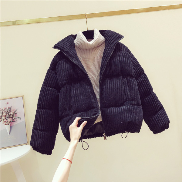 Új modell női téli kabát spitz nyakkivágással fehér, fekete, barna és lila színekben