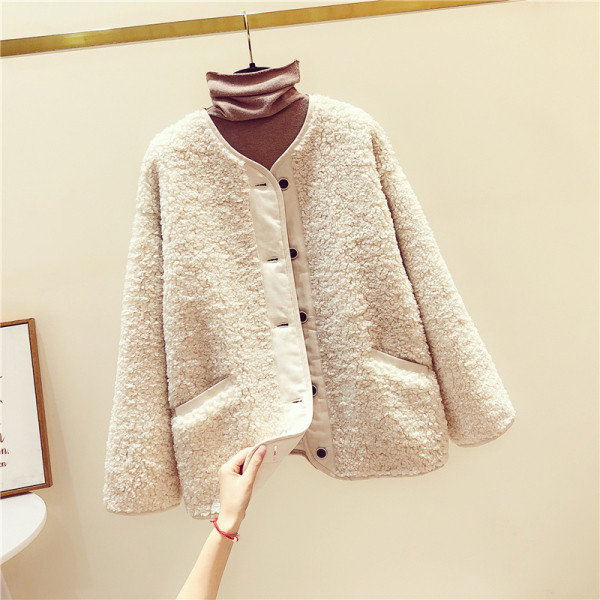 Modern női kabát gombos barna és bézs színben