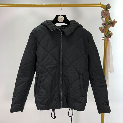 Őszi-téli kabát cipzárral és kapucnival, lila és fekete színben